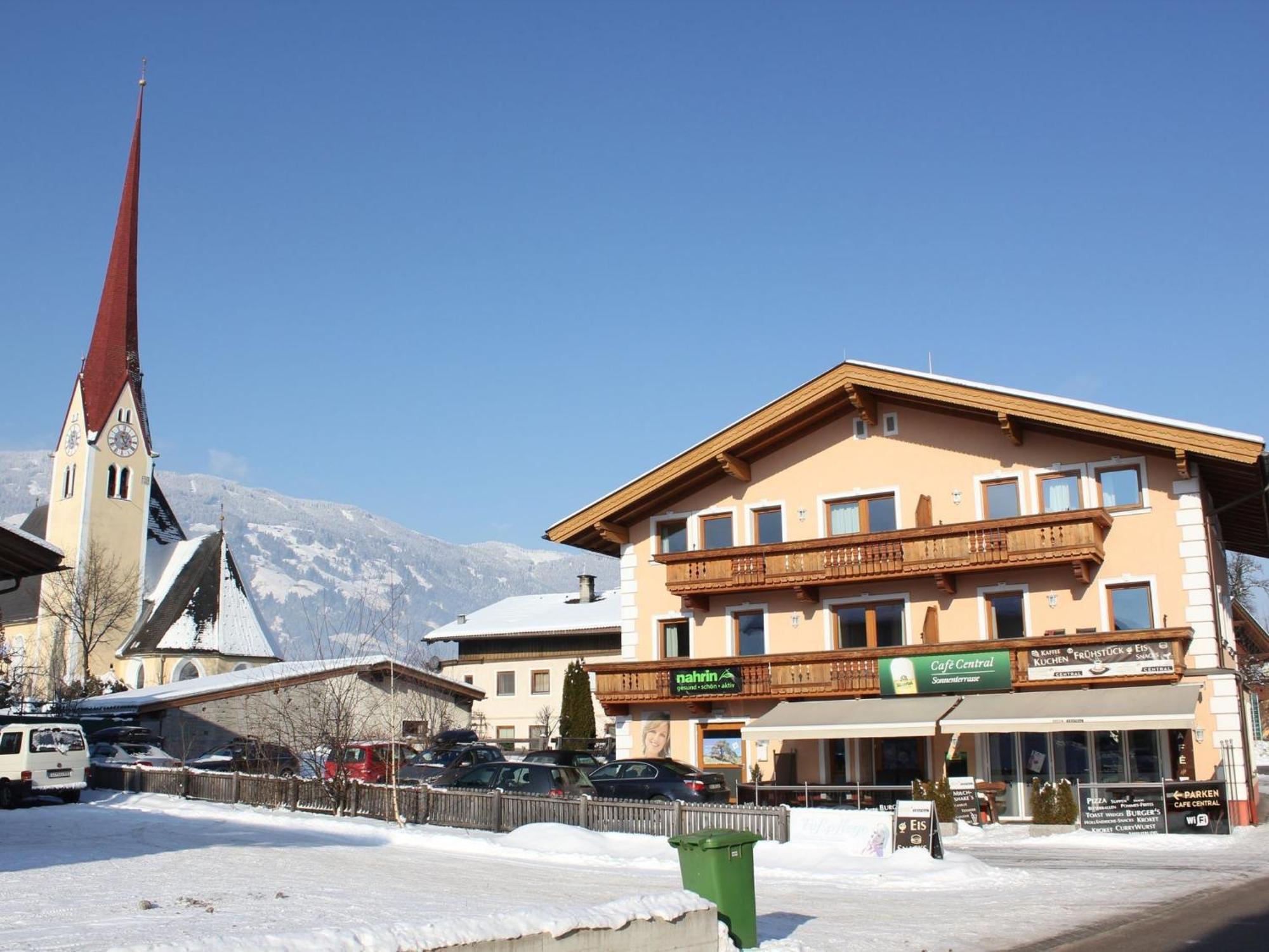 Holiday Flat In Uderns Near The Ski Area Buitenkant foto
