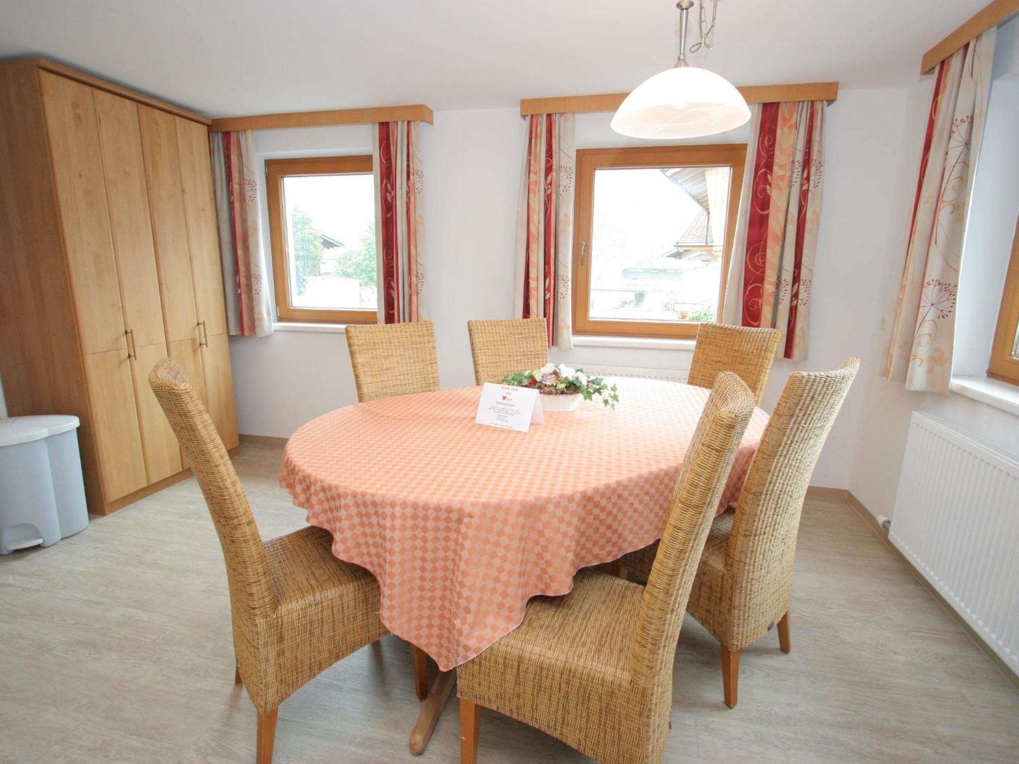 Holiday Flat In Uderns Near The Ski Area Buitenkant foto