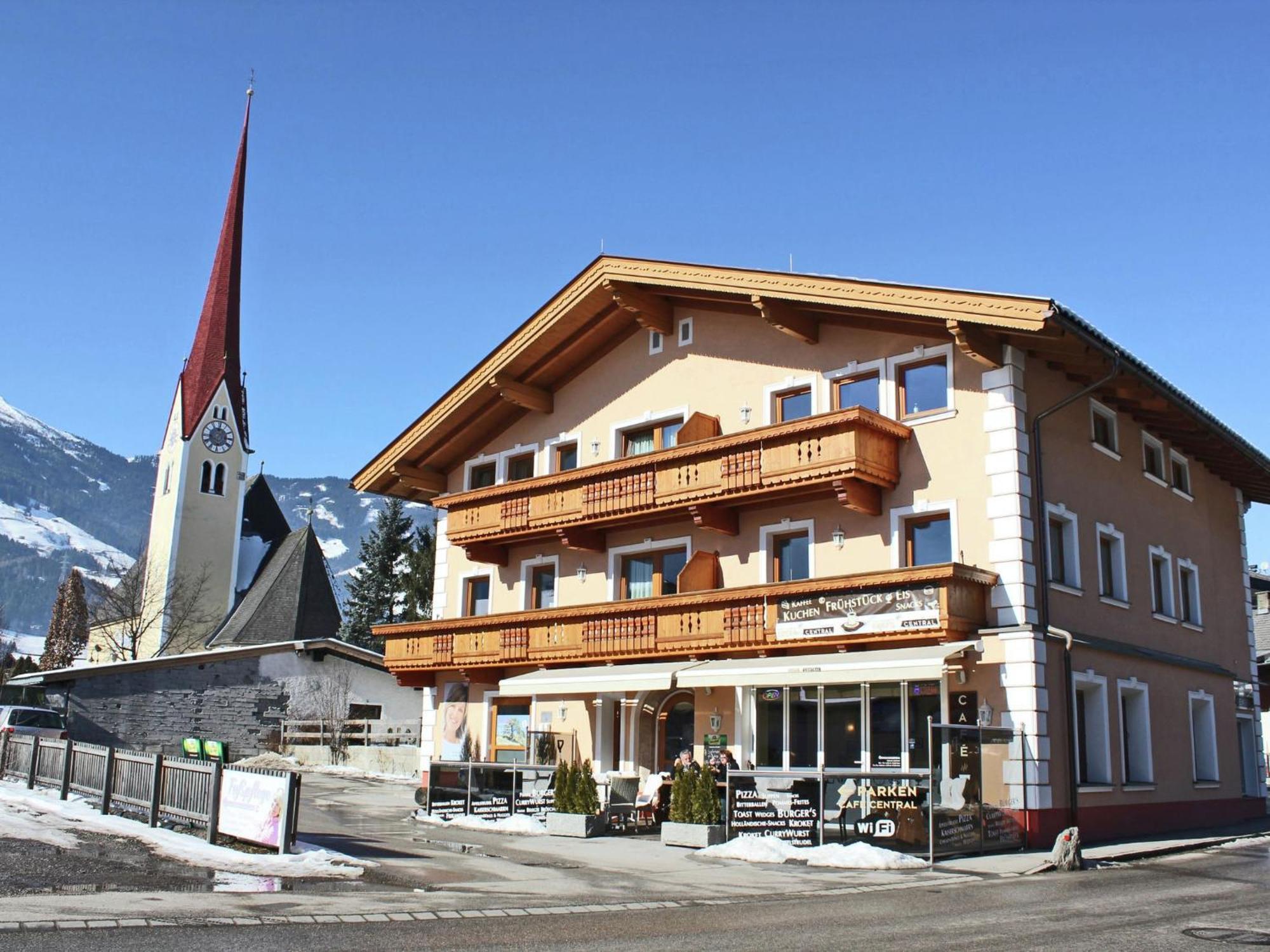 Holiday Flat In Uderns Near The Ski Area Buitenkant foto